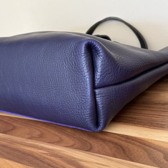 GoForthGoods GFG Small Avery Violet w/ black handles leather tote crossbody EUC - Picture 4 of 13